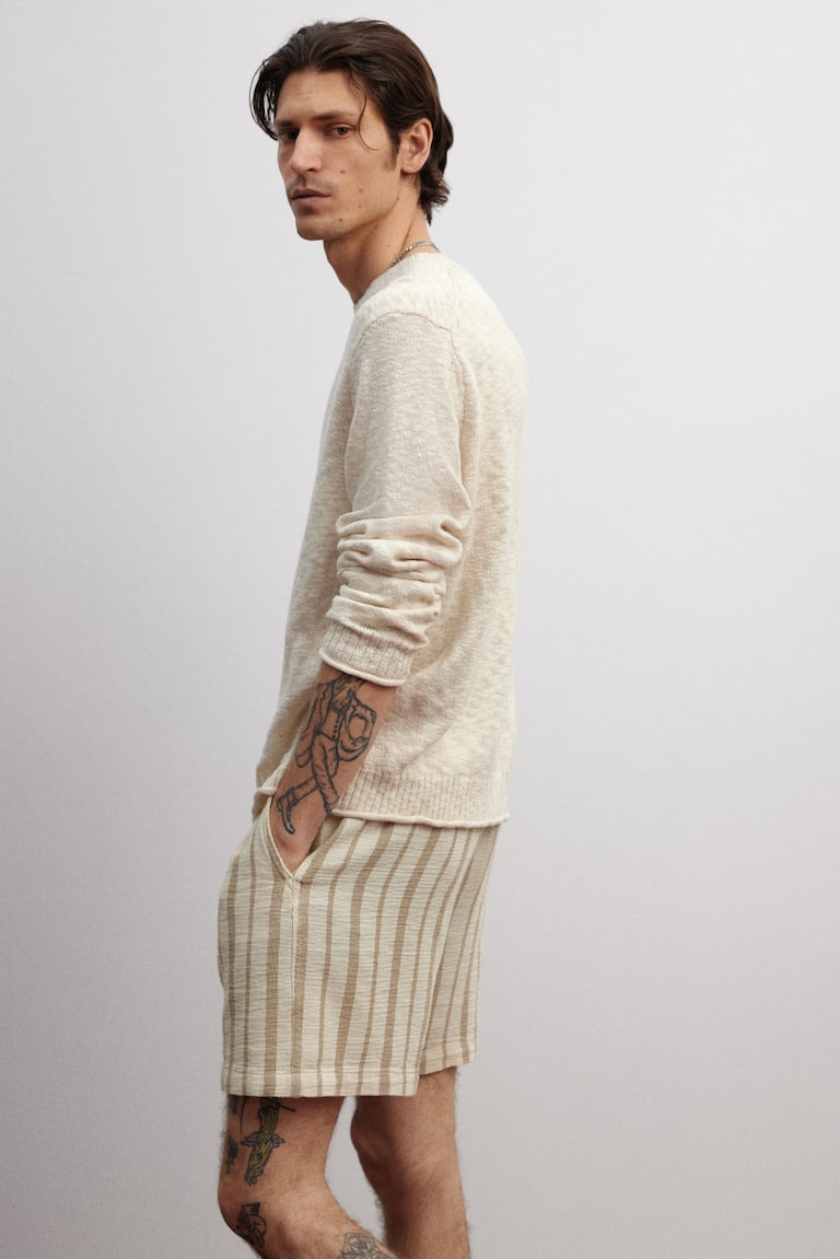 H&M Pantalón Corto Regular Fit - Beige/Rayas - HOMBRE