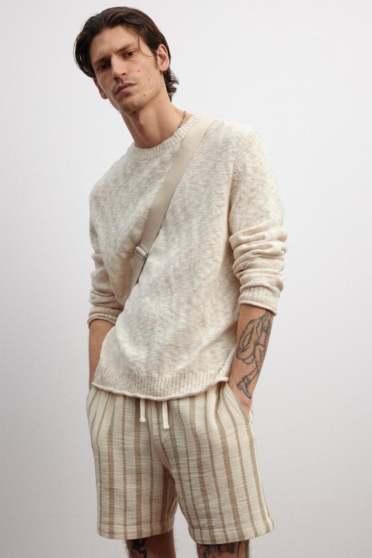 H&M Pantalón corto Regular Fit - Beige/Rayas - HOMBRE