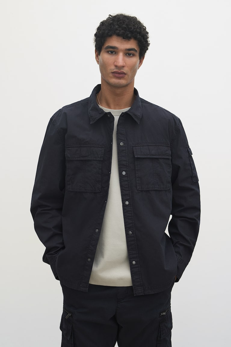 H&M Sobrecamisa Cargo Regular Fit - Negro - HOMBRE
