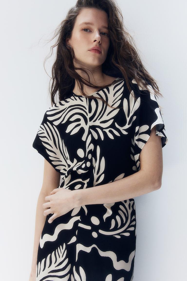 H&M Vestido entallado - Marrón oscuro - MUJER