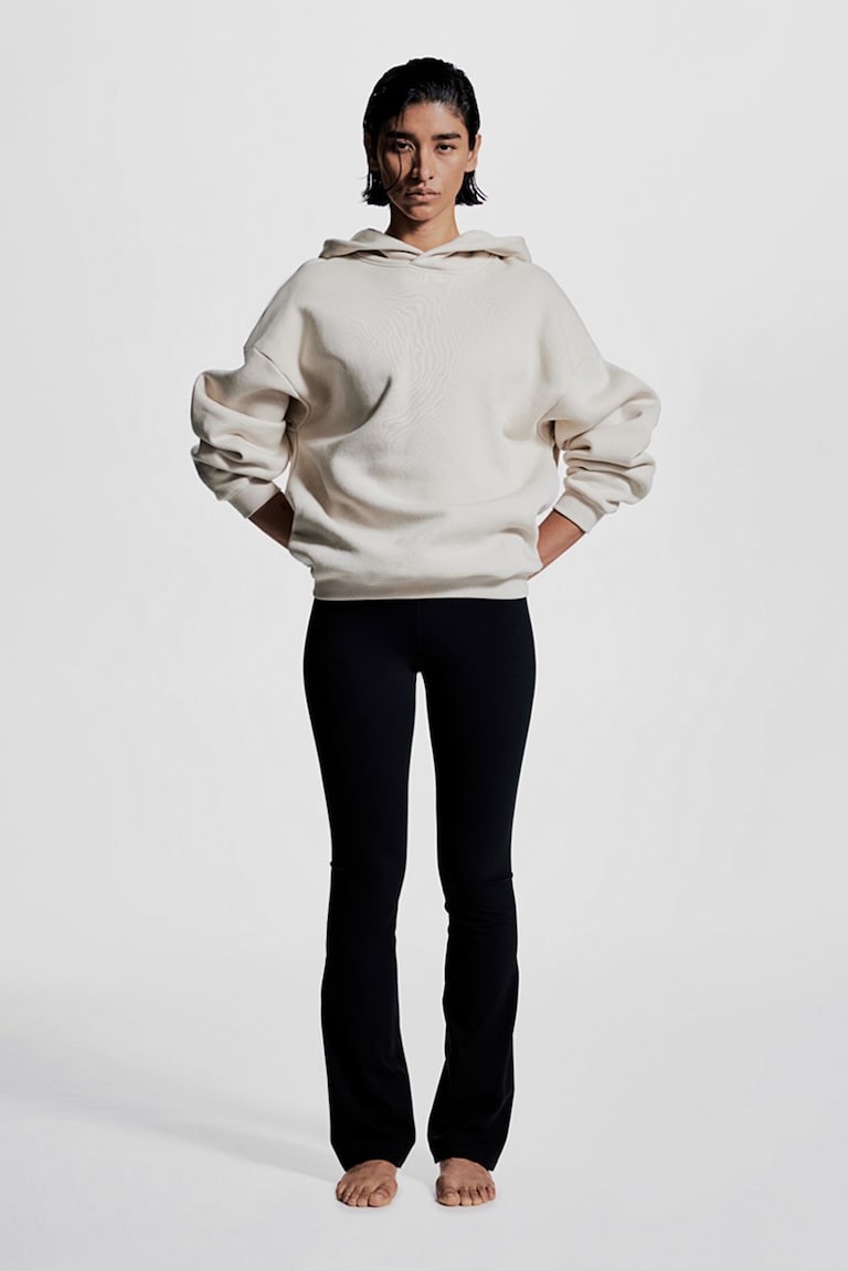 H&M Leggings De Yoga Acampanados Con SoftMove™ Lycra® - Negro - MUJER