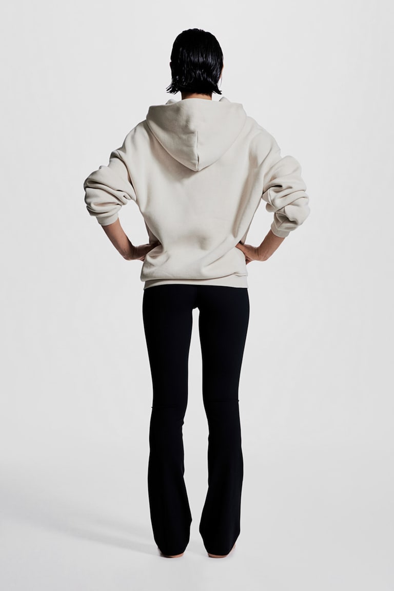 H&M Leggings De Yoga Acampanados Con SoftMove™ Lycra® - Negro - MUJER