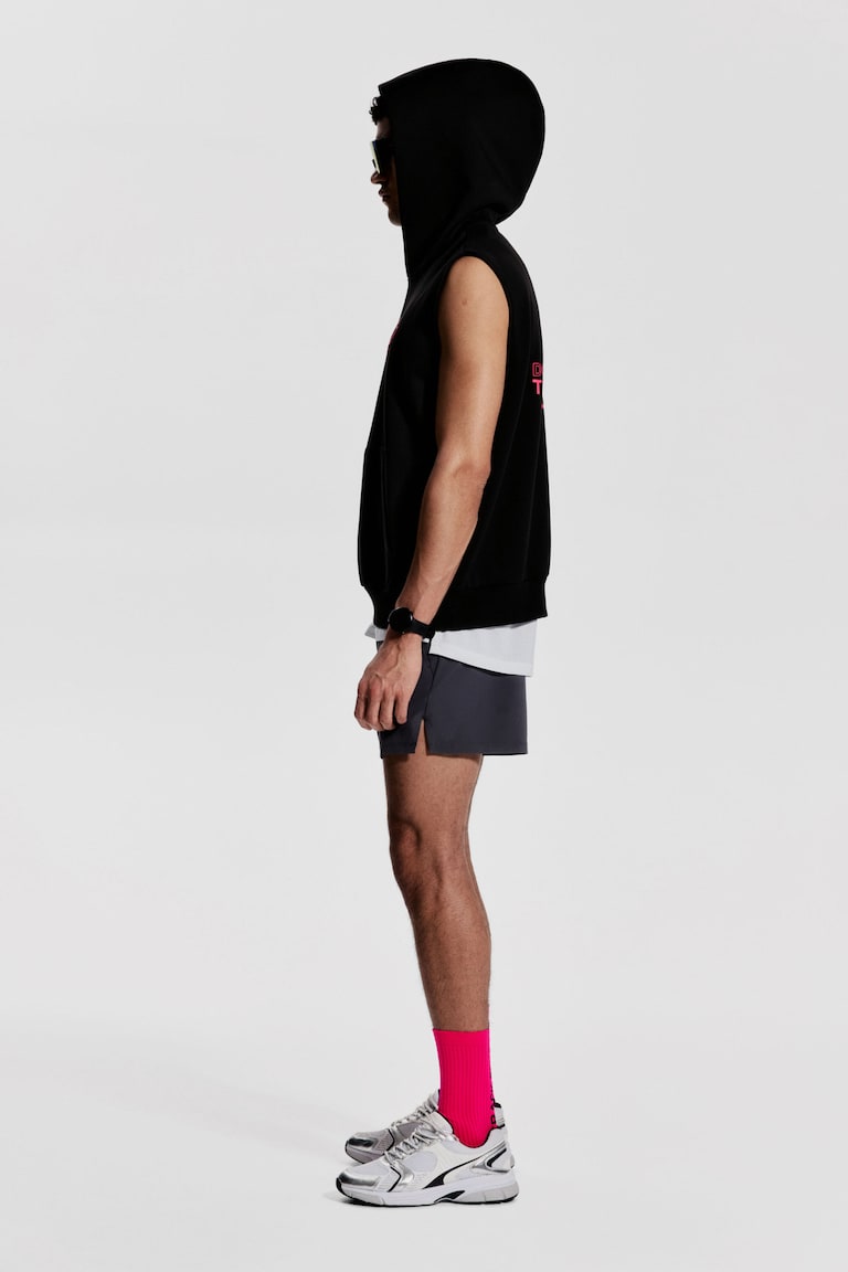 H&M Loose Fit Sleeveless Sports Hoodie With DryMove™ - Negro/Dopamine Rush - HOMBRE