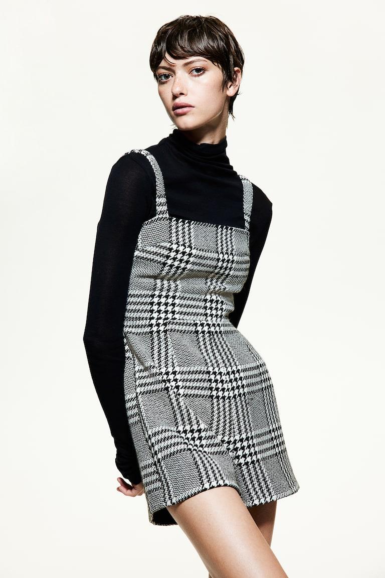 H&M Mono corto con escote cuadrado - Negro/Pata de gallo - MUJER