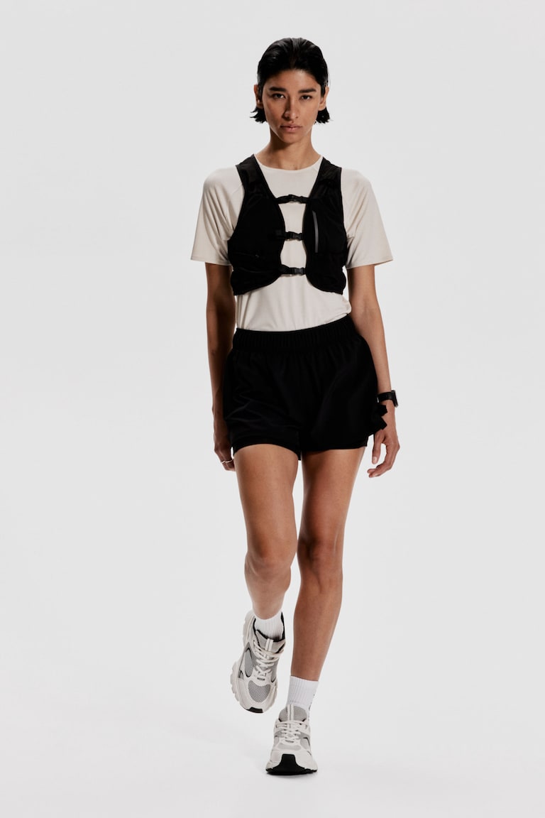 H&M Pantalón corto de correr doble capa con DryMove™ - Negro - MUJER