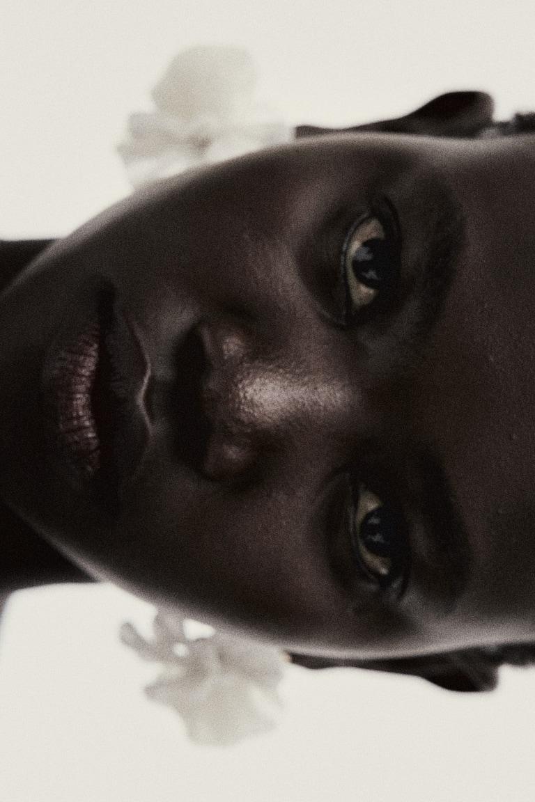 H&M Pendientes De Botón En Forma De Flor - Blanco - MUJER