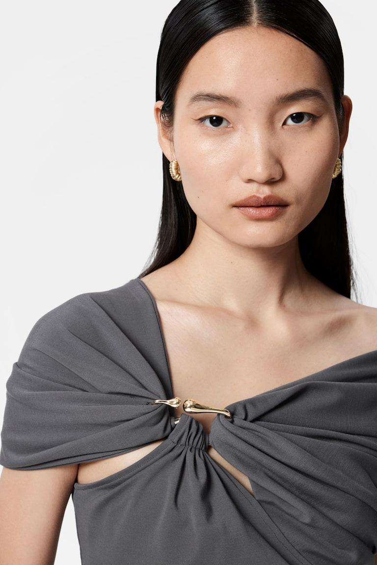 H&M Top Drapeado Con Hombros Descubiertos - Gris - MUJER