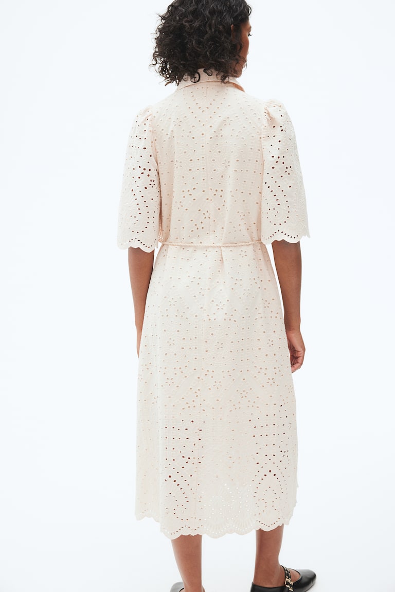 H&M Vestido Camisero Con Bordado Inglés - Negro - MUJER