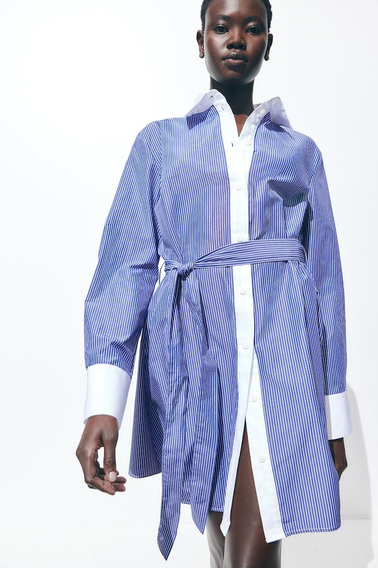 H&M Vestido camisero con cinturón de anudar - Azul marino/Rayas - MUJER