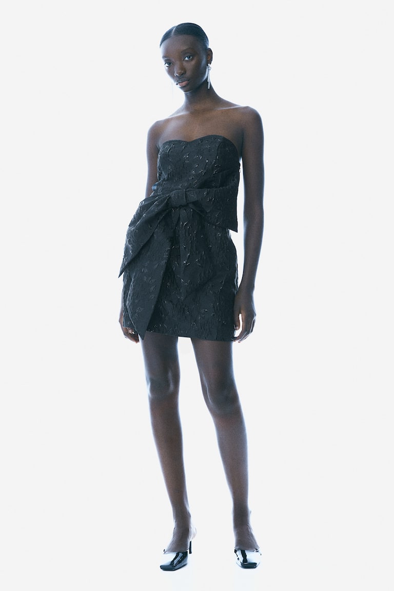 H&M Vestido en tejido jacquard con lazo decorativo - Negro - MUJER