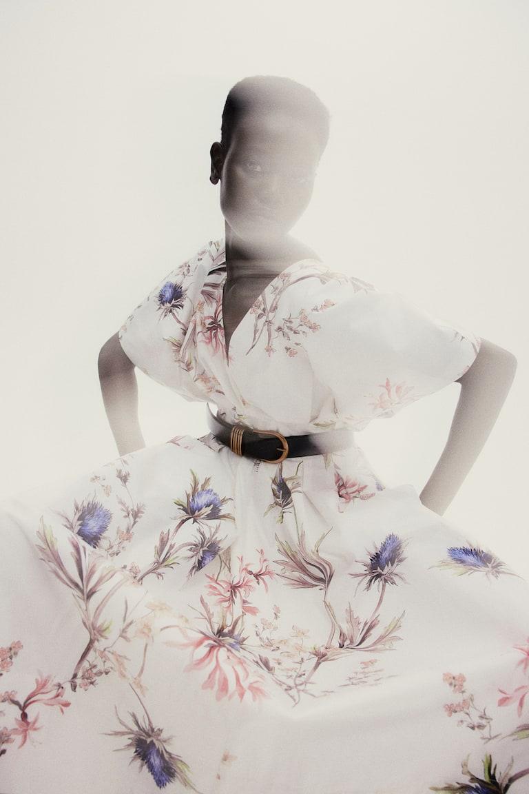 H&M Vestido entallado de algodón - Blanco/Floral - MUJER